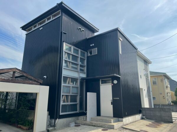 徳島市南田宮　新築時の感動をもう一度｜ デザイン住宅塗装工事