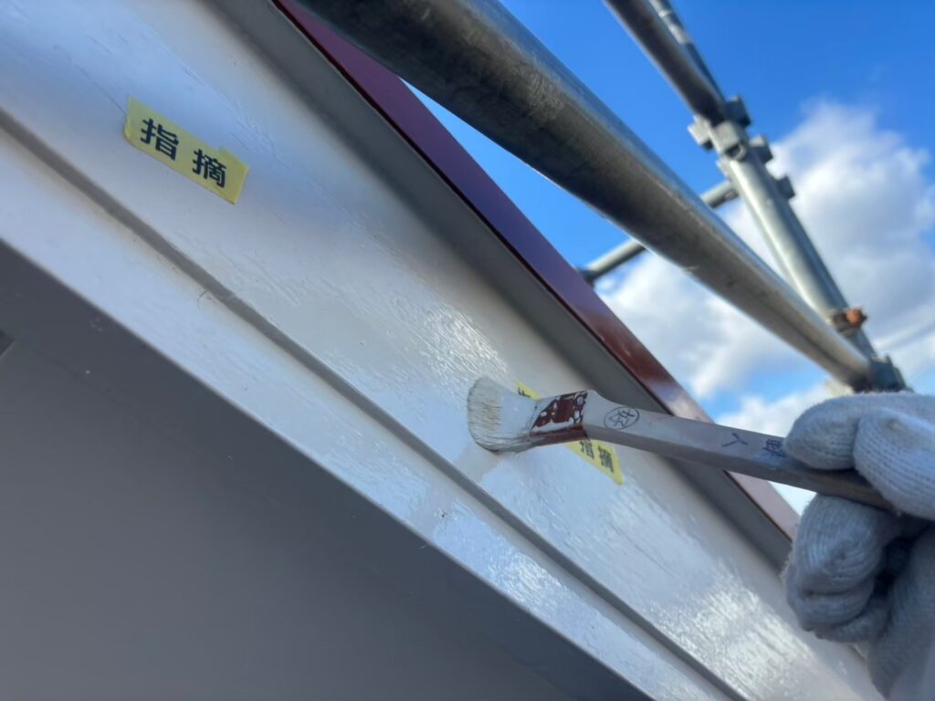 タッチアップ（手直し）を行います
