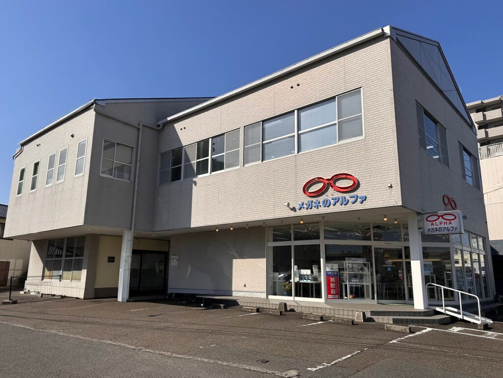 施工前　外観全体写真です