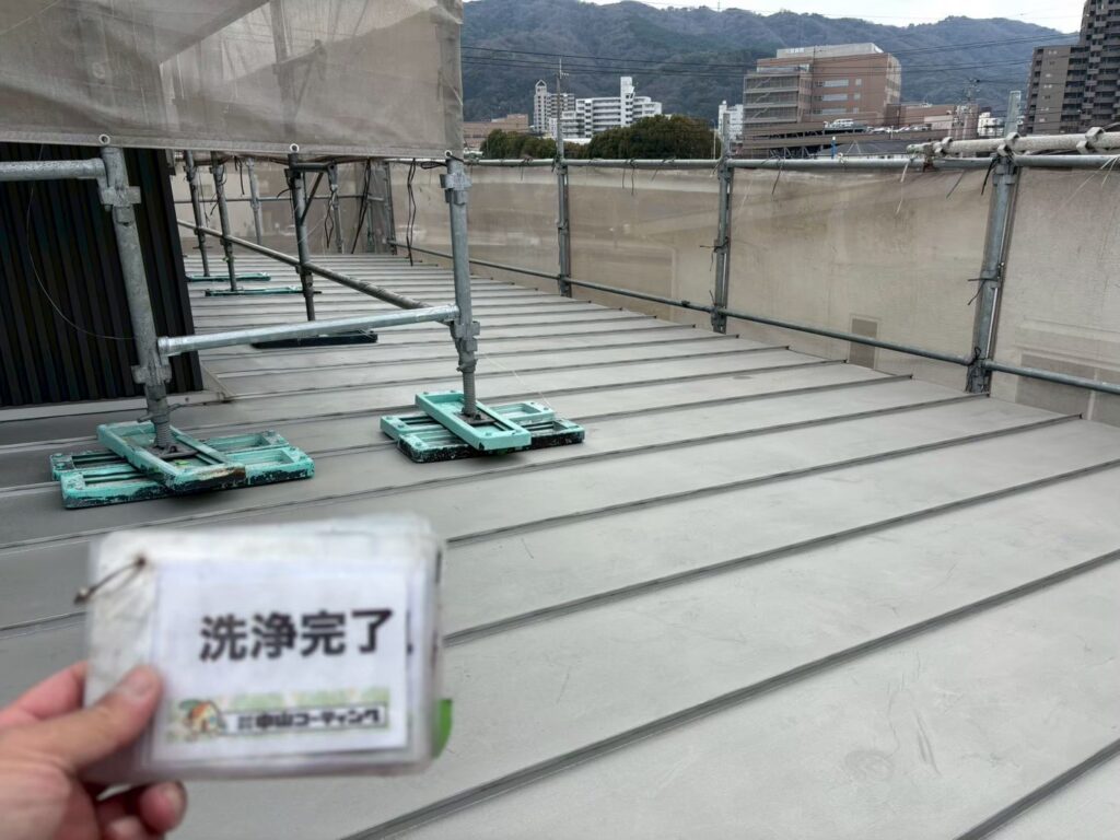 屋根の洗浄後です