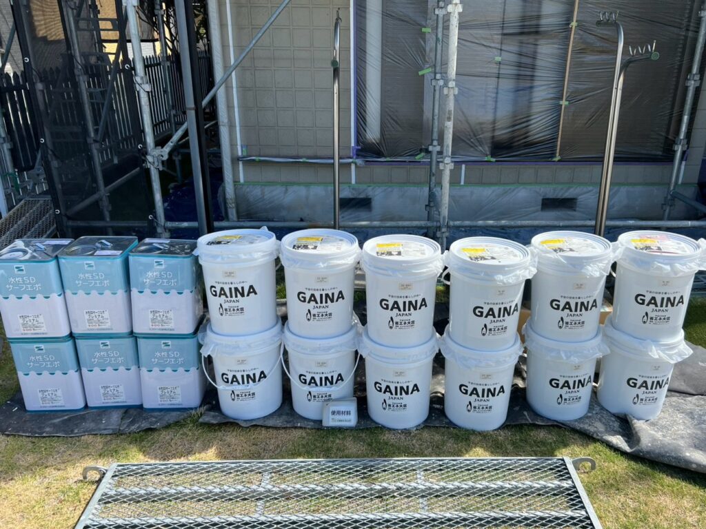 外壁パテ処理から丁寧に進めるGAINA塗装✨