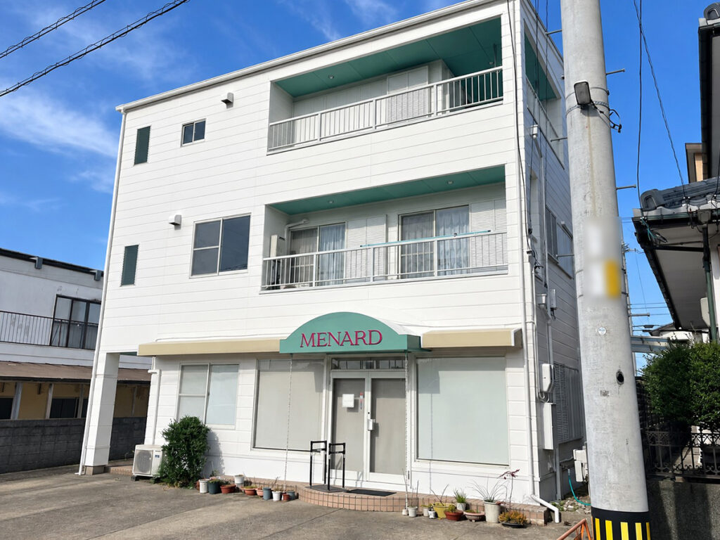 徳島市外壁塗装|美しいツヤと爽やかな彩りで魅せる、RSシルバーグロスの外壁リフォーム