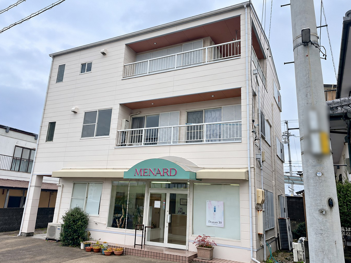 ホワイトを基調としたカラーコーディネート