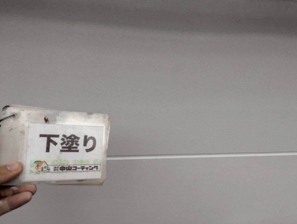 外壁の下塗りが完了しました