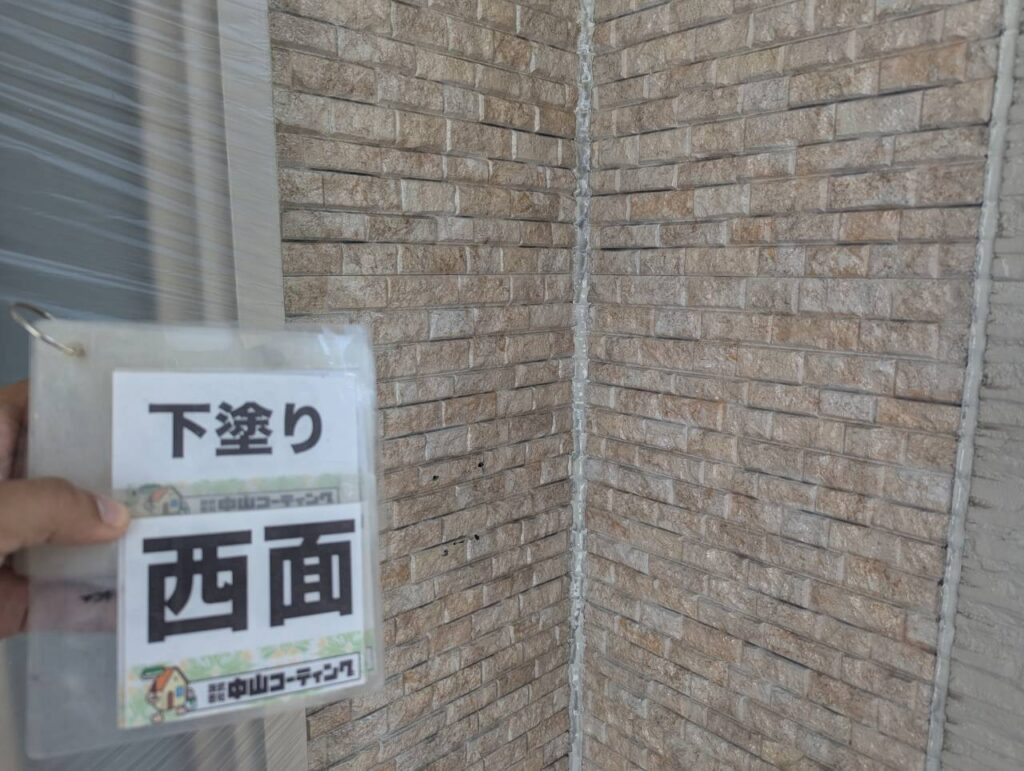 下塗り、別の壁面です