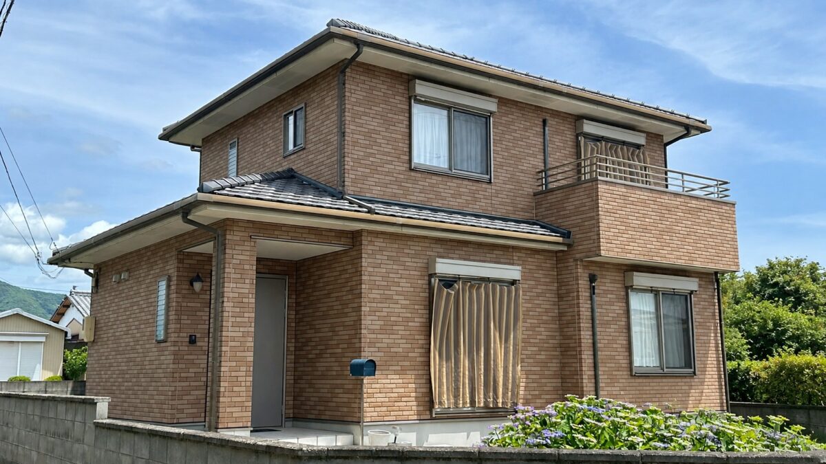 「今ある良さを残しながら、これから先もきれいに」そんな想いを大切にした外壁塗装です。