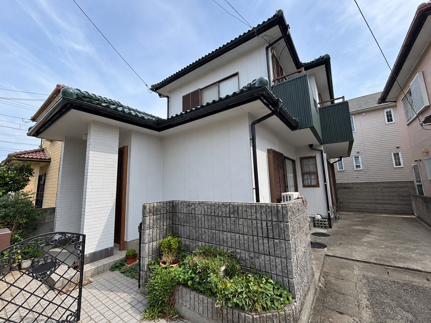 徳島市大谷町|塗り替え+ガルバリウム。素材で魅せる外装リフォーム