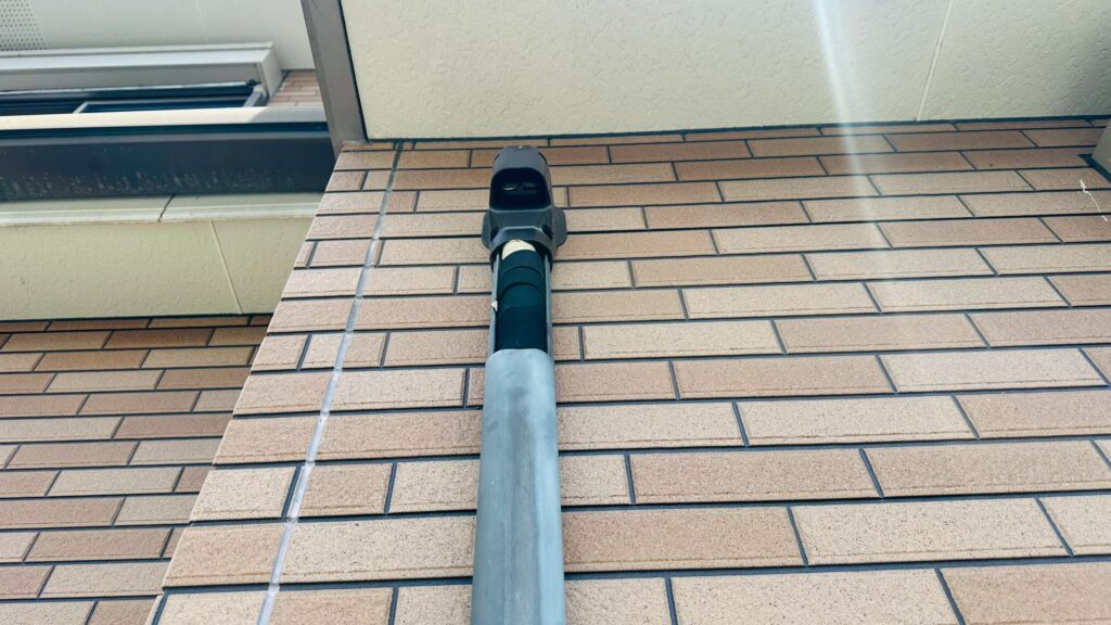 スリムダクトには色あせが見られました