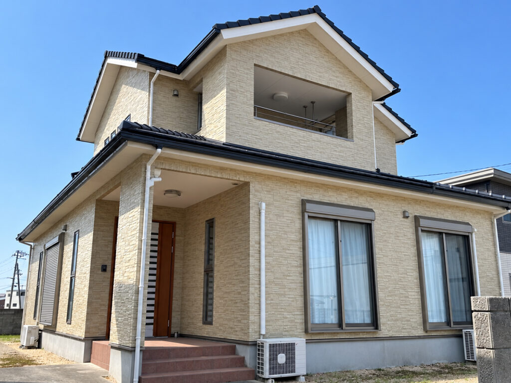 阿南市で外壁クリヤー塗装!陶器瓦は無理に塗らない安心の最適提案事例RSプレシャスクリアF