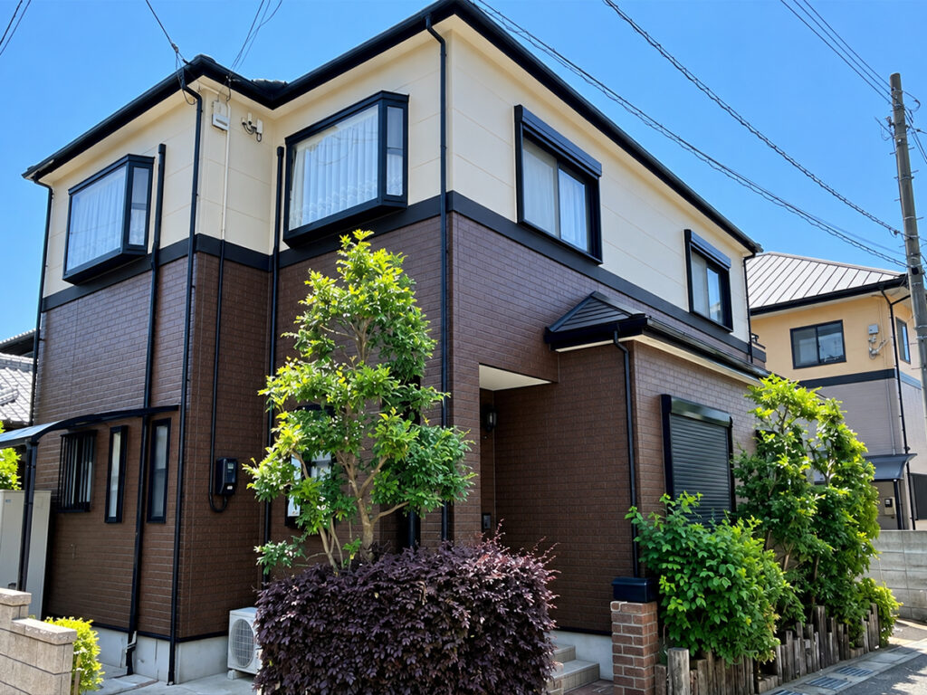 【板野郡北島町】2回目のメンテナンス!外壁WB多彩仕上げ工法と屋根カバー工法(シーガード)の施工事例